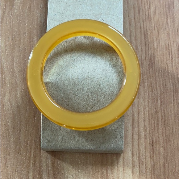 Madewell yellow/orange Acrylic Circle Barrette - Picture 2 of 8